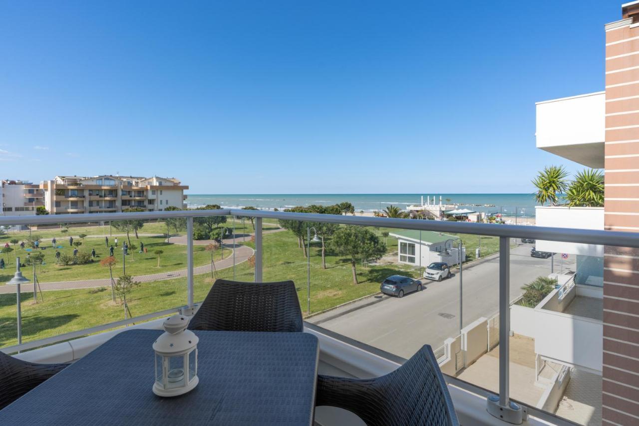 Residenze Roscioli Lejlighedshotel Roseto Degli Abruzzi Eksteriør billede