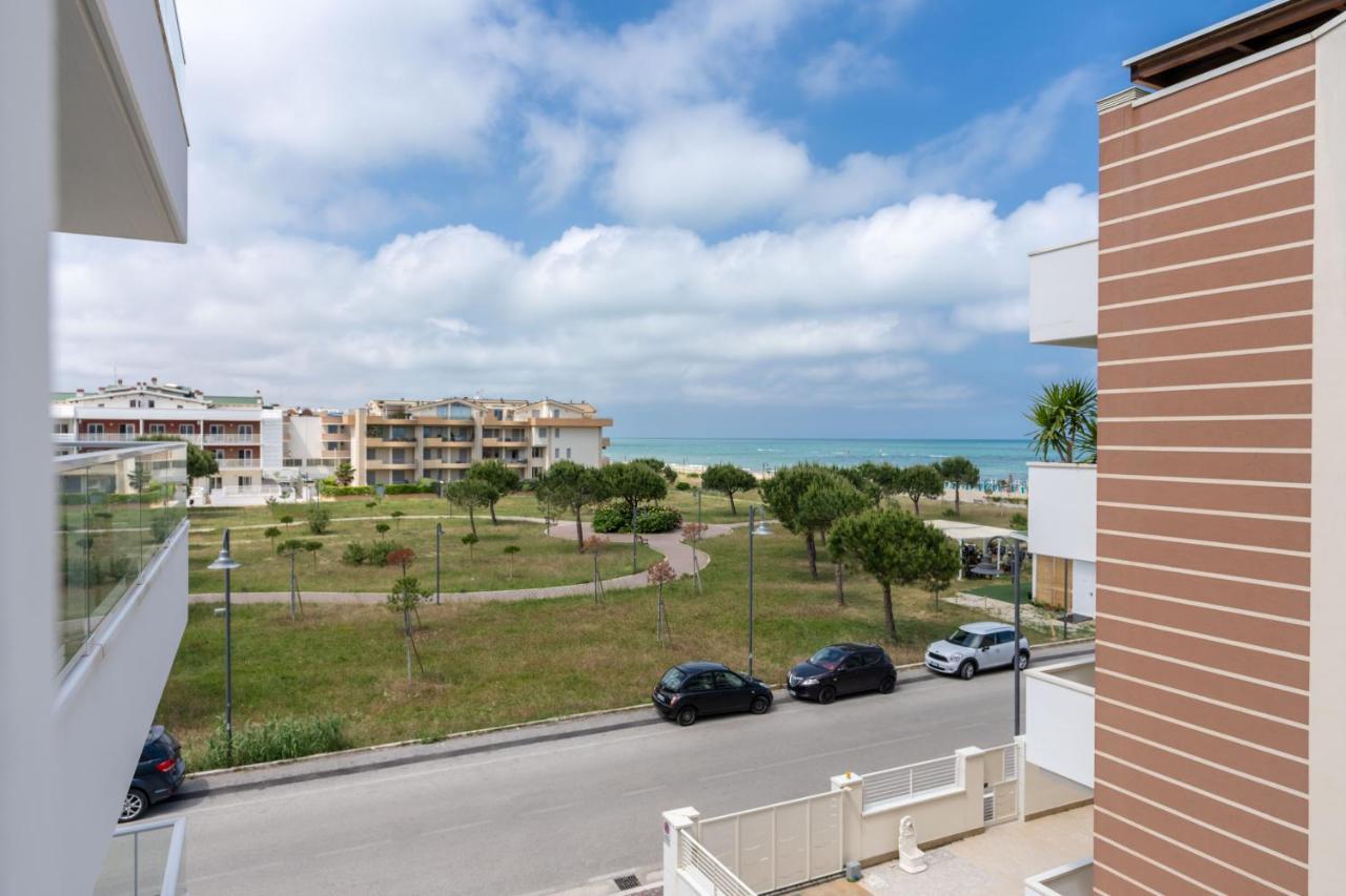 Residenze Roscioli Lejlighedshotel Roseto Degli Abruzzi Eksteriør billede