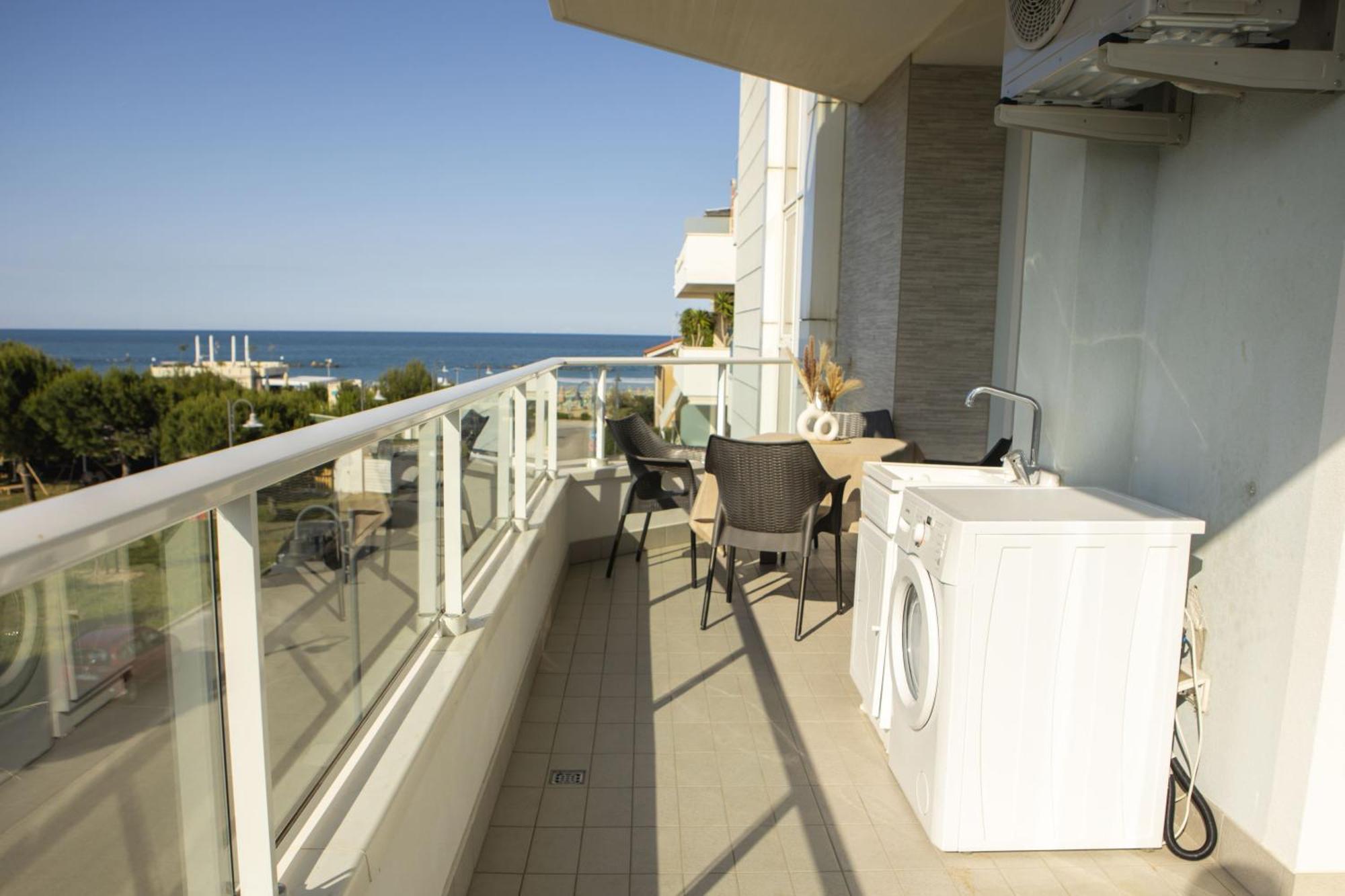 Residenze Roscioli Lejlighedshotel Roseto Degli Abruzzi Eksteriør billede